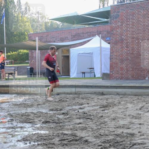 08.09.2024 - Stadtparktriathlon Luisa Fischer http://msf.ph/oto/6996187 08.09.2024 08:48:08 Schwimmen 15, 24, 27, 37, 40, 46, 57, 58, 60, 64, 66, 67, 74, 82 meine-sportfotos.de