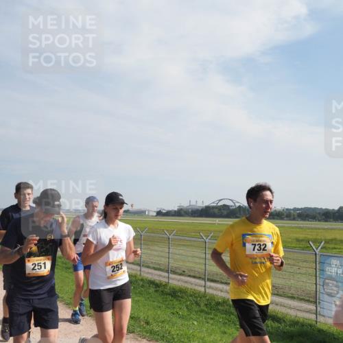 08.09.2024 - Airport Race Miley Keyser http://msf.ph/oto/6996203 08.09.2024 12:18:08 Laufen OLYMPUS, DIGITAL, CAMERA meine-sportfotos.de