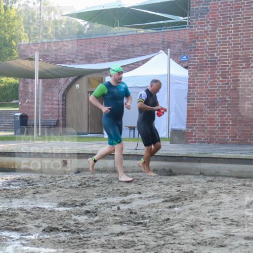 08.09.2024 - Stadtparktriathlon Luisa Fischer http://msf.ph/oto/6996229 08.09.2024 08:48:15 Schwimmen 6, 24, 27, 37, 46, 57, 58, 60, 64 meine-sportfotos.de