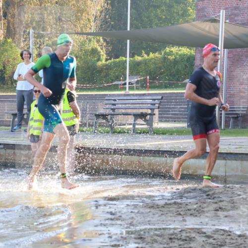 08.09.2024 - Stadtparktriathlon Luisa Fischer http://msf.ph/oto/6996301 08.09.2024 08:48:31 Schwimmen 4, 6, 14, 61, 65 meine-sportfotos.de