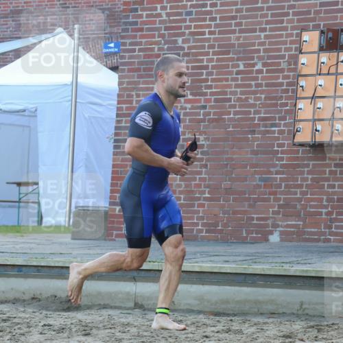 08.09.2024 - Stadtparktriathlon Luisa Fischer http://msf.ph/oto/6996338 08.09.2024 08:48:37 Schwimmen 4, 14, 61, 65 meine-sportfotos.de