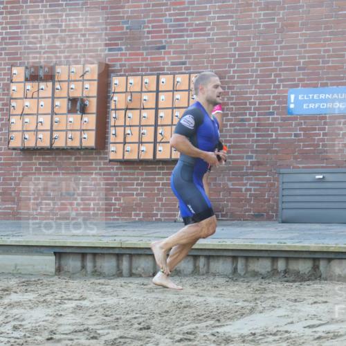 08.09.2024 - Stadtparktriathlon Luisa Fischer http://msf.ph/oto/6996346 08.09.2024 08:48:38 Schwimmen 4, 14, 61, 65 meine-sportfotos.de