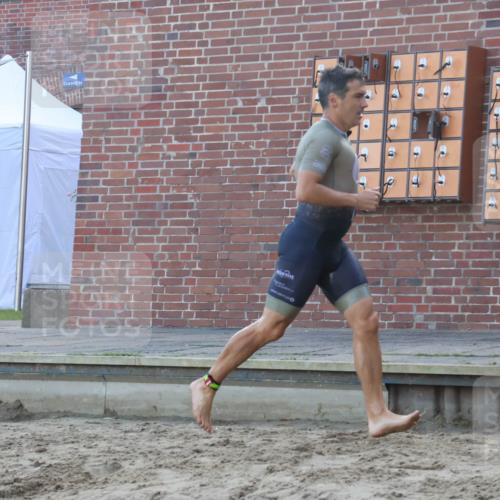 08.09.2024 - Stadtparktriathlon Luisa Fischer http://msf.ph/oto/6996418 08.09.2024 08:48:54 Schwimmen 16, 42 meine-sportfotos.de