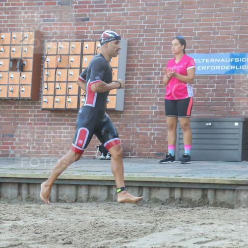 08.09.2024 - Stadtparktriathlon Luisa Fischer http://msf.ph/oto/6996453 08.09.2024 08:49:16 Schwimmen 2, 88 meine-sportfotos.de