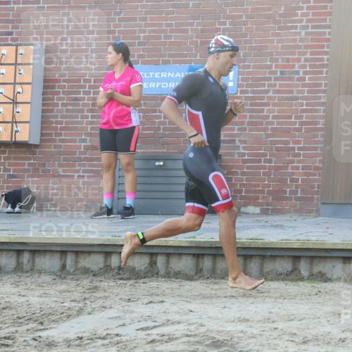 08.09.2024 - Stadtparktriathlon Luisa Fischer http://msf.ph/oto/6996459 08.09.2024 08:49:17 Schwimmen 2, 88 meine-sportfotos.de