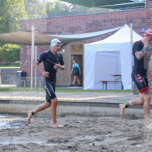 08.09.2024 - Stadtparktriathlon Luisa Fischer http://msf.ph/oto/6996966 08.09.2024 08:58:42 Schwimmen 90, 91, 92, 93, 98, 105, 110, 112, 120, 127 meine-sportfotos.de