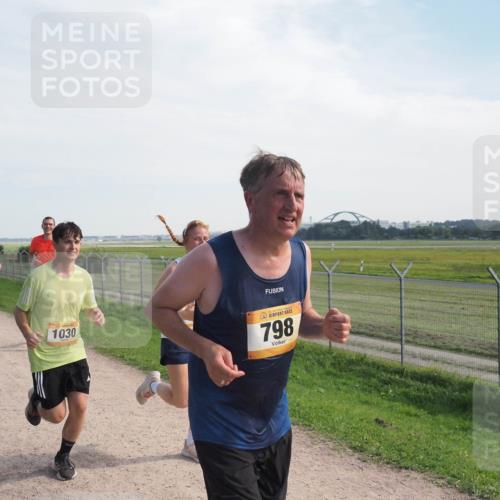 08.09.2024 - Airport Race Miley Keyser http://msf.ph/oto/6997091 08.09.2024 12:19:19 Laufen OLYMPUS, DIGITAL, CAMERA meine-sportfotos.de