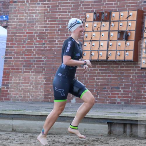 08.09.2024 - Stadtparktriathlon Luisa Fischer http://msf.ph/oto/6998822 08.09.2024 09:09:33 Schwimmen 168 meine-sportfotos.de