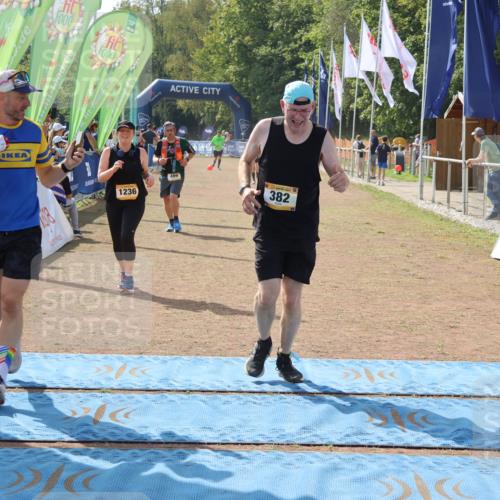 08.09.2024 - Airport Race Strokosch-Dieckow http://msf.ph/oto/6999569 08.09.2024 12:53:53 Ziel 140, 382, 388, 442, 469, 1236 meine-sportfotos.de