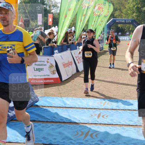 08.09.2024 - Airport Race Strokosch-Dieckow http://msf.ph/oto/6999578 08.09.2024 12:53:54 Ziel 140, 382, 388, 442, 469, 1236 meine-sportfotos.de