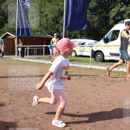08.09.2024 - Airport Race Strokosch-Dieckow http://msf.ph/oto/6999780 08.09.2024 11:14:22 Ziel  meine-sportfotos.de