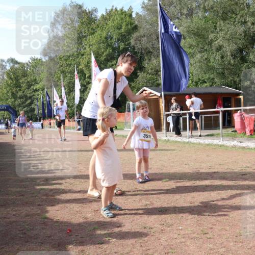 08.09.2024 - Airport Race Strokosch-Dieckow http://msf.ph/oto/7000406 08.09.2024 11:15:21 Ziel  meine-sportfotos.de