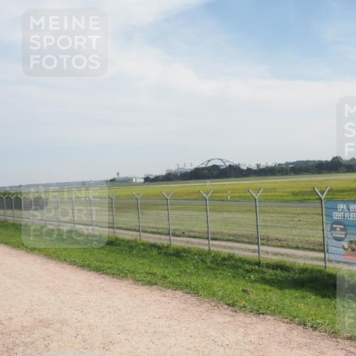 08.09.2024 - Airport Race Miley Keyser http://msf.ph/oto/7000742 08.09.2024 12:22:03 Laufen OLYMPUS, DIGITAL, CAMERA meine-sportfotos.de