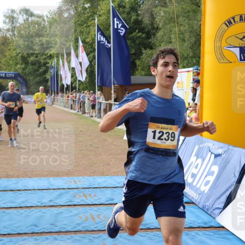 08.09.2024 - Airport Race Strokosch-Dieckow http://msf.ph/oto/7000864 08.09.2024 12:32:10 Ziel 208, 531, 650, 704, 785, 848, 1113, 1220, 1347, 2611, 3120 meine-sportfotos.de