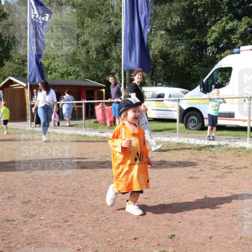 08.09.2024 - Airport Race Strokosch-Dieckow http://msf.ph/oto/7001172 08.09.2024 11:16:48 Ziel  meine-sportfotos.de