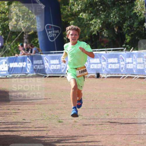 08.09.2024 - Airport Race Strokosch-Dieckow http://msf.ph/oto/7001627 08.09.2024 11:25:54 Ziel 1882, 1886 meine-sportfotos.de