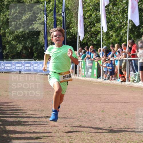 08.09.2024 - Airport Race Strokosch-Dieckow http://msf.ph/oto/7001685 08.09.2024 11:25:56 Ziel 1882, 1886 meine-sportfotos.de