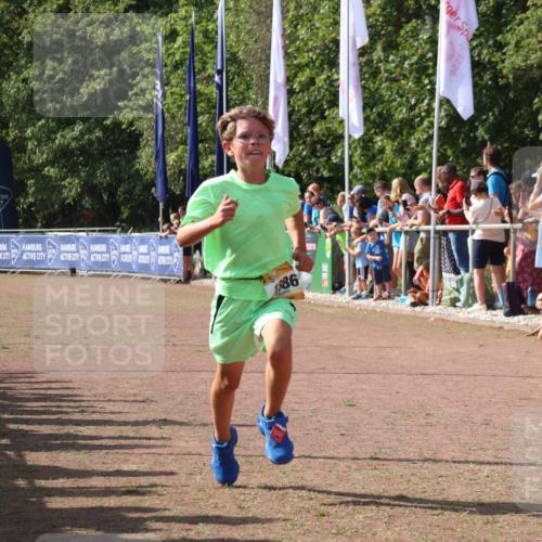 08.09.2024 - Airport Race Strokosch-Dieckow http://msf.ph/oto/7001703 08.09.2024 11:25:56 Ziel 1882, 1886 meine-sportfotos.de