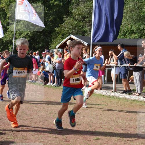 08.09.2024 - Airport Race Strokosch-Dieckow http://msf.ph/oto/7004160 08.09.2024 11:27:22 Ziel 1615, 1616, 1650, 1702, 1703, 1717, 1748, 1777, 1840, 1848, 1862, 1899, 1932, 1934, 3421 meine-sportfotos.de