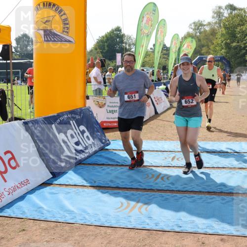 08.09.2024 - Airport Race Strokosch-Dieckow http://msf.ph/oto/7004608 08.09.2024 12:57:14 Ziel 116, 594, 651, 652, 812, 827, 1325 meine-sportfotos.de