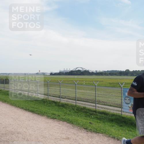 08.09.2024 - Airport Race Miley Keyser http://msf.ph/oto/7004653 08.09.2024 12:26:25 Laufen OLYMPUS, DIGITAL, CAMERA meine-sportfotos.de