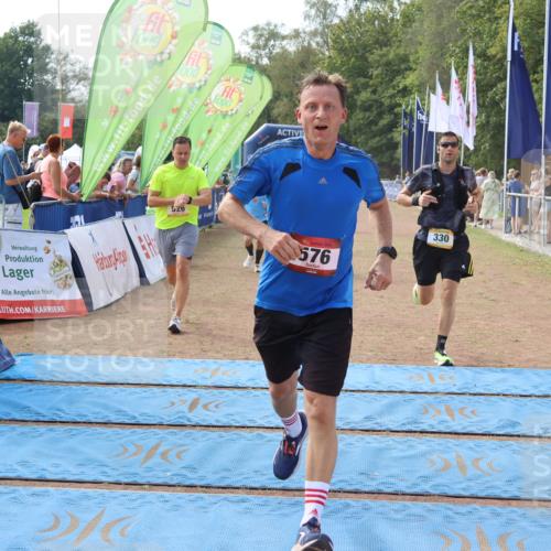 08.09.2024 - Airport Race Strokosch-Dieckow http://msf.ph/oto/7004808 08.09.2024 12:33:55 Ziel 193, 251, 252, 253, 330, 526, 576, 579, 673, 938, 940, 1043, 1102, 1134, 1263, 1302 meine-sportfotos.de