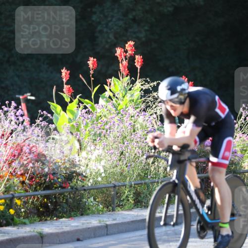 08.09.2024 - Stadtparktriathlon Zöllner http://msf.ph/oto/7006882 08.09.2024 08:48:59 Radfahren 87 meine-sportfotos.de