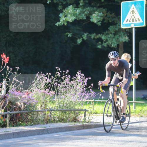 08.09.2024 - Stadtparktriathlon Zöllner http://msf.ph/oto/7007190 08.09.2024 08:50:23 Radfahren 1, 19, 32, 86 meine-sportfotos.de