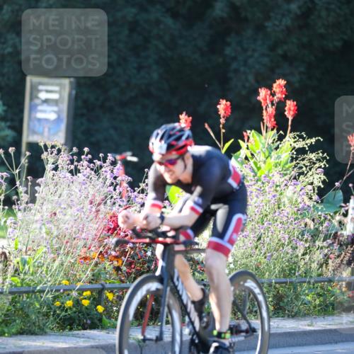 08.09.2024 - Stadtparktriathlon Zöllner http://msf.ph/oto/7007252 08.09.2024 08:50:29 Radfahren 19, 86 meine-sportfotos.de
