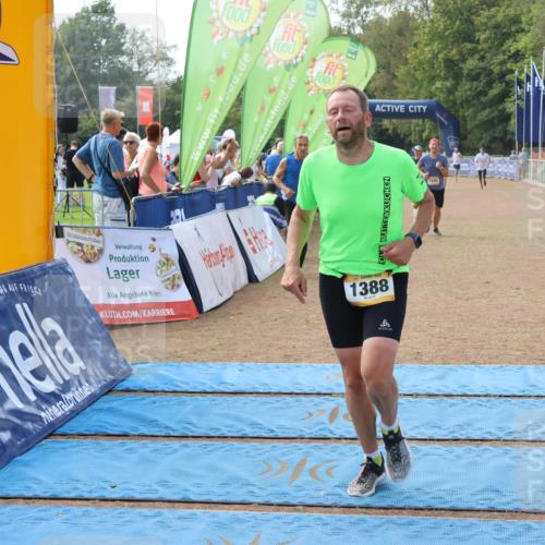 08.09.2024 - Airport Race Strokosch-Dieckow http://msf.ph/oto/7007258 08.09.2024 12:35:10 Ziel 241, 258, 450, 498, 811, 966, 1002, 1050, 1095, 1388, 1419 meine-sportfotos.de