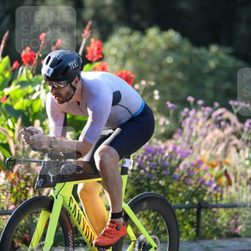 08.09.2024 - Stadtparktriathlon Zöllner http://msf.ph/oto/7007885 08.09.2024 08:52:03 Radfahren 3, 18, 23, 54, 66 meine-sportfotos.de