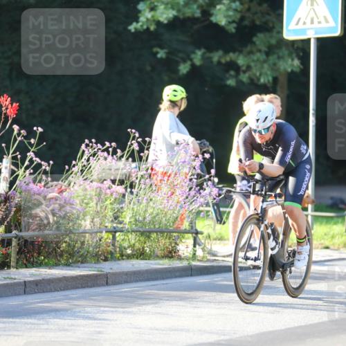 08.09.2024 - Stadtparktriathlon Zöllner http://msf.ph/oto/7008415 08.09.2024 08:52:40 Radfahren 41, 57, 74 meine-sportfotos.de