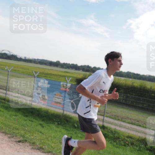 08.09.2024 - Airport Race Miley Keyser http://msf.ph/oto/7008840 08.09.2024 12:30:17 Laufen OLYMPUS, DIGITAL, CAMERA meine-sportfotos.de