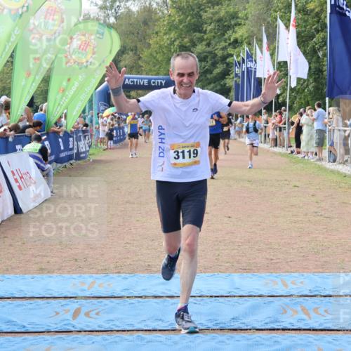 08.09.2024 - Airport Race Strokosch-Dieckow http://msf.ph/oto/7009725 08.09.2024 12:35:58 Ziel 331, 342, 698, 3119 meine-sportfotos.de