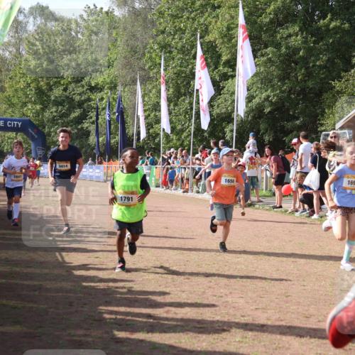 08.09.2024 - Airport Race Strokosch-Dieckow http://msf.ph/oto/7009881 08.09.2024 11:29:32 Ziel 1635, 1636, 1637, 1641, 1644, 1656, 1696, 1699, 1701, 1772, 1778, 1791, 1864, 1891, 1920, 3414 meine-sportfotos.de
