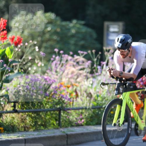 08.09.2024 - Stadtparktriathlon Zöllner http://msf.ph/oto/7010179 08.09.2024 08:58:29 Radfahren 18, 41, 85 meine-sportfotos.de