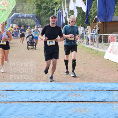 08.09.2024 - Airport Race Strokosch-Dieckow http://msf.ph/oto/7010302 08.09.2024 12:36:09 Ziel 244, 281, 331, 698, 774, 875, 1171, 1257, 1353, 1474, 3156 meine-sportfotos.de