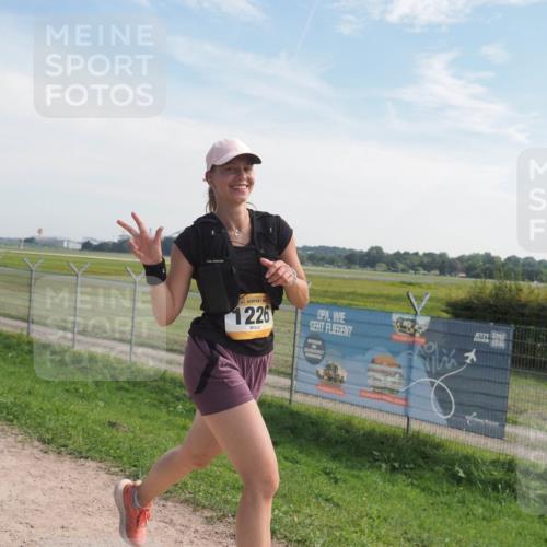 08.09.2024 - Airport Race Miley Keyser http://msf.ph/oto/7010759 08.09.2024 12:32:20 Laufen OLYMPUS, DIGITAL, CAMERA meine-sportfotos.de