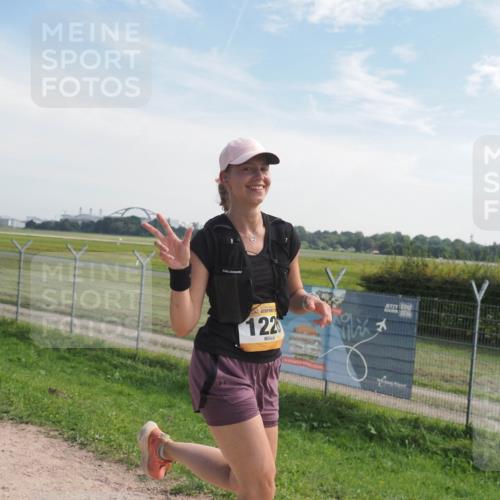 08.09.2024 - Airport Race Miley Keyser http://msf.ph/oto/7010765 08.09.2024 12:32:20 Laufen OLYMPUS, DIGITAL, CAMERA meine-sportfotos.de