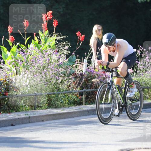 08.09.2024 - Stadtparktriathlon Zöllner http://msf.ph/oto/7011609 08.09.2024 09:07:28 Radfahren 1, 5, 6, 49, 59, 65, 122, 126 meine-sportfotos.de
