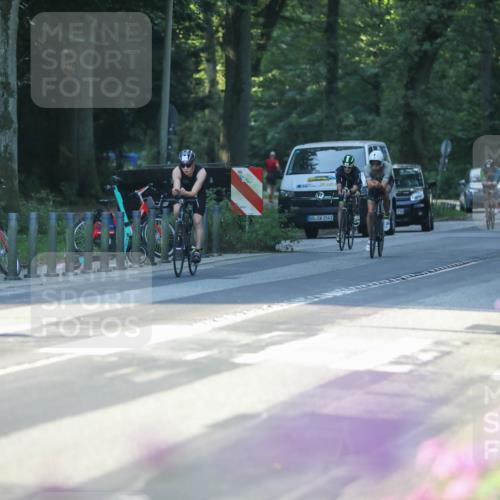 08.09.2024 - Stadtparktriathlon Zöllner http://msf.ph/oto/7011620 08.09.2024 09:07:32 Radfahren 1, 5, 6, 14, 49, 59, 65, 126 meine-sportfotos.de