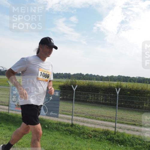 08.09.2024 - Airport Race Miley Keyser http://msf.ph/oto/7011886 08.09.2024 12:33:21 Laufen OLYMPUS, DIGITAL, CAMERA meine-sportfotos.de