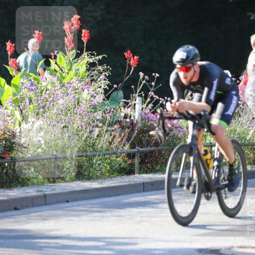 08.09.2024 - Stadtparktriathlon Zöllner http://msf.ph/oto/7012161 08.09.2024 09:09:32 Radfahren 15, 21, 25, 26, 35, 40, 44, 54, 56, 72, 76, 109, 123, 127 meine-sportfotos.de