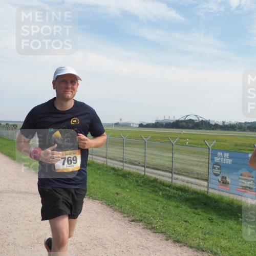 08.09.2024 - Airport Race Miley Keyser http://msf.ph/oto/7014382 08.09.2024 12:35:52 Laufen OLYMPUS, DIGITAL, CAMERA meine-sportfotos.de