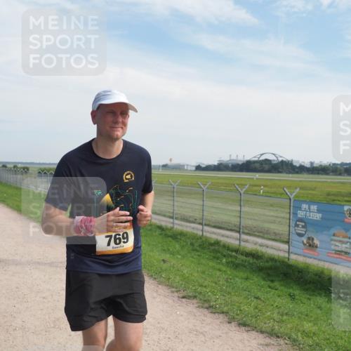 08.09.2024 - Airport Race Miley Keyser http://msf.ph/oto/7014386 08.09.2024 12:35:52 Laufen OLYMPUS, DIGITAL, CAMERA meine-sportfotos.de