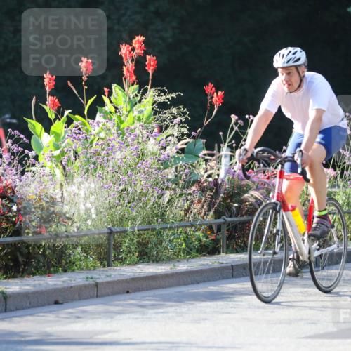 08.09.2024 - Stadtparktriathlon Zöllner http://msf.ph/oto/7014497 08.09.2024 09:19:43 Radfahren 104 meine-sportfotos.de