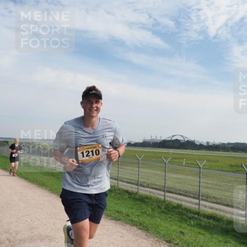 08.09.2024 - Airport Race Miley Keyser http://msf.ph/oto/7014577 08.09.2024 12:36:11 Laufen OLYMPUS, DIGITAL, CAMERA meine-sportfotos.de
