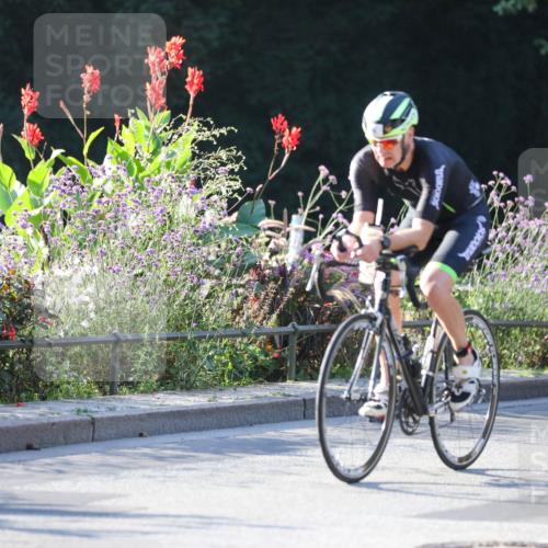 08.09.2024 - Stadtparktriathlon Zöllner http://msf.ph/oto/7014657 08.09.2024 09:20:57 Radfahren 3, 6, 14, 166 meine-sportfotos.de