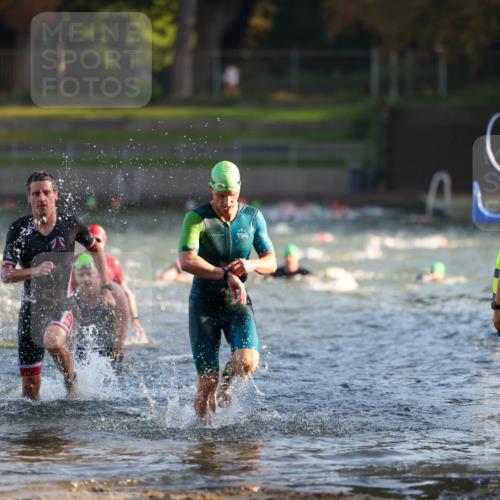 08.09.2024 - Stadtparktriathlon Michael Strokosch http://msf.ph/oto/7014698 08.09.2024 08:46:23 Schwimmen 1, 22, 34, 62, 71 meine-sportfotos.de