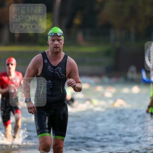 08.09.2024 - Stadtparktriathlon Michael Strokosch http://msf.ph/oto/7014830 08.09.2024 08:46:31 Schwimmen 22, 34, 47, 71, 86 meine-sportfotos.de